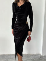 🤎 קטיפה, סאטן ושמלות חורף – איך ללבוש נכון